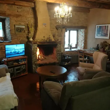 3 Negrillas Toral de Merayo